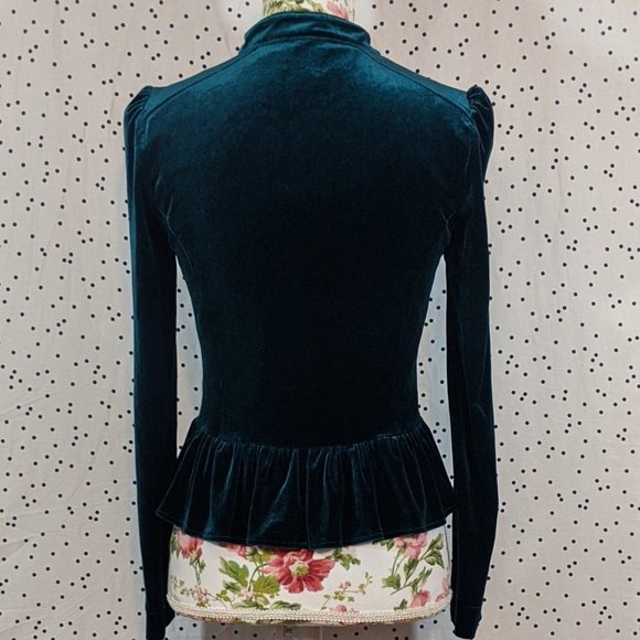 Grevercute Velvet Peplum Top - Size S - Picture 4 of 8